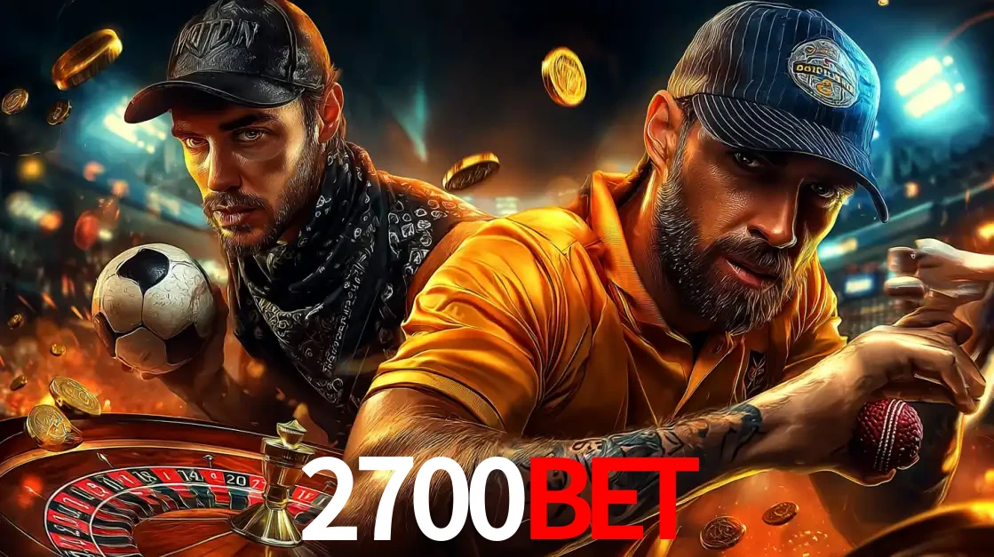 Montagem de apostas esportivas e cassino no 2700bet, com um homem segurando uma bola de futebol e outro uma de beisebol sobre uma roleta e moedas voadoras.